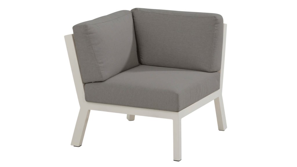 4 seasons outdoor byron Eck Element